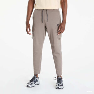 Nike Sportswear Tech Fleece Brown